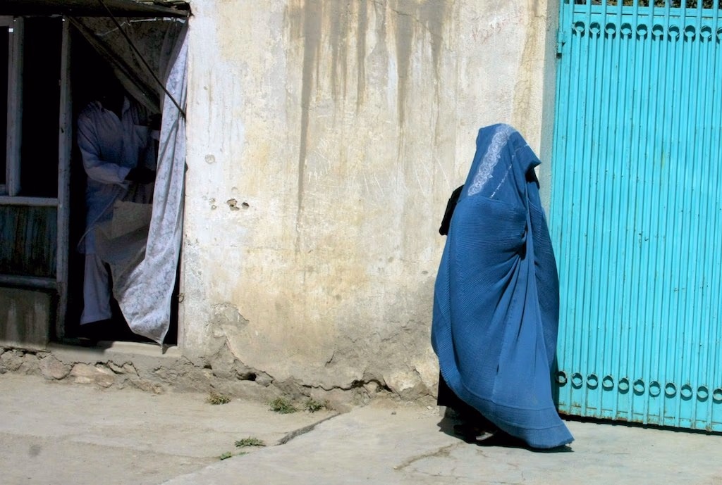 Taliban halten sechs Menschenrechtler in Afghanistan fest